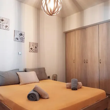 Apartament Adeiata *