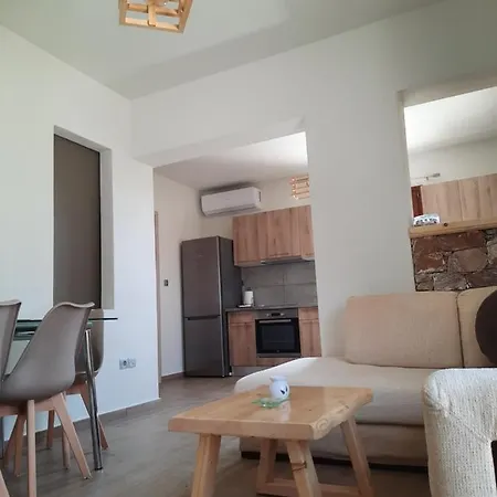 Διαμέρισμα Adeiata