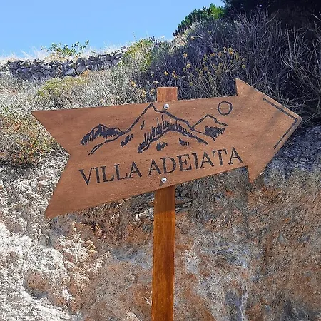 Adeiata Apartament *